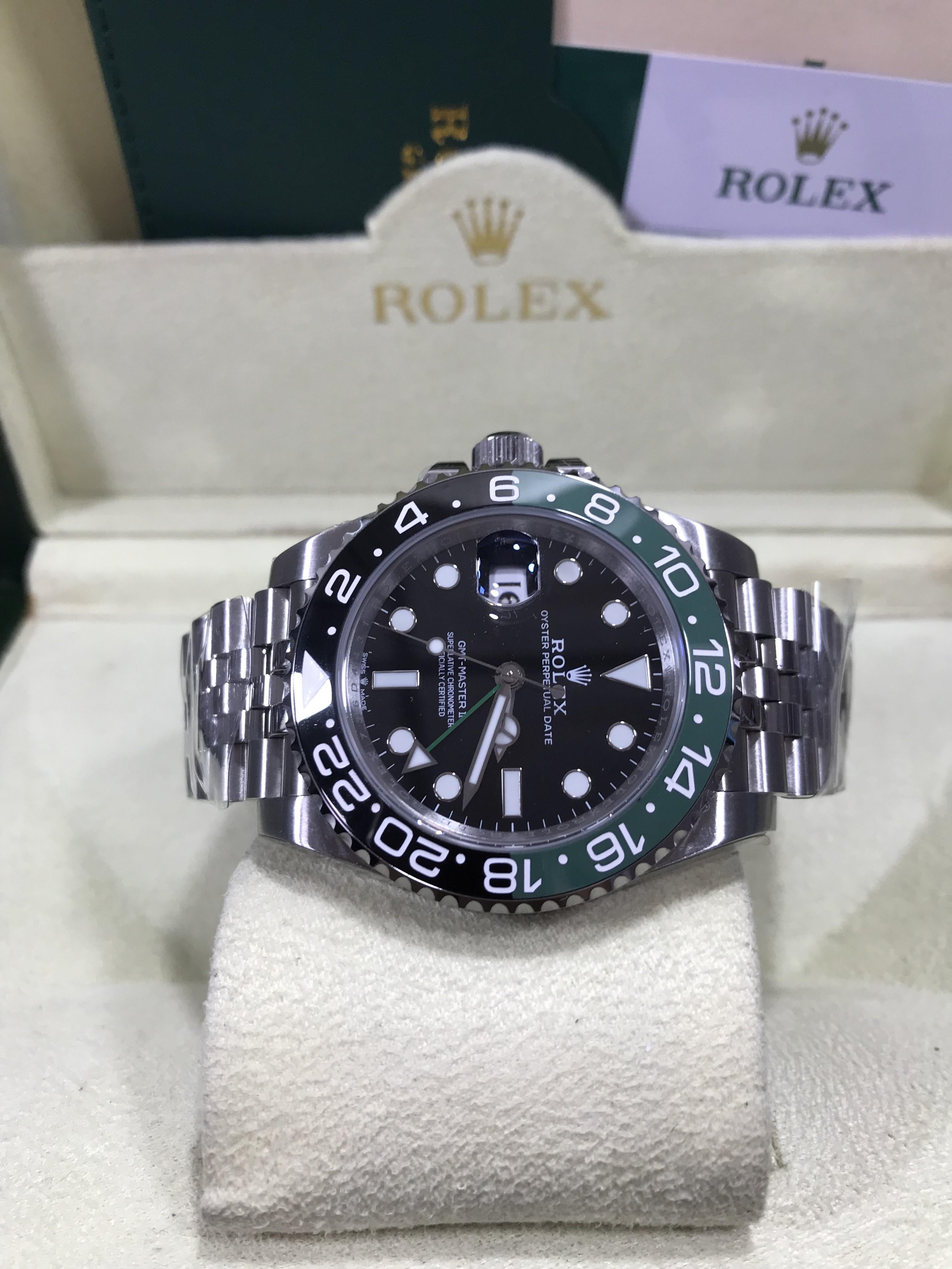 GMT-Master II